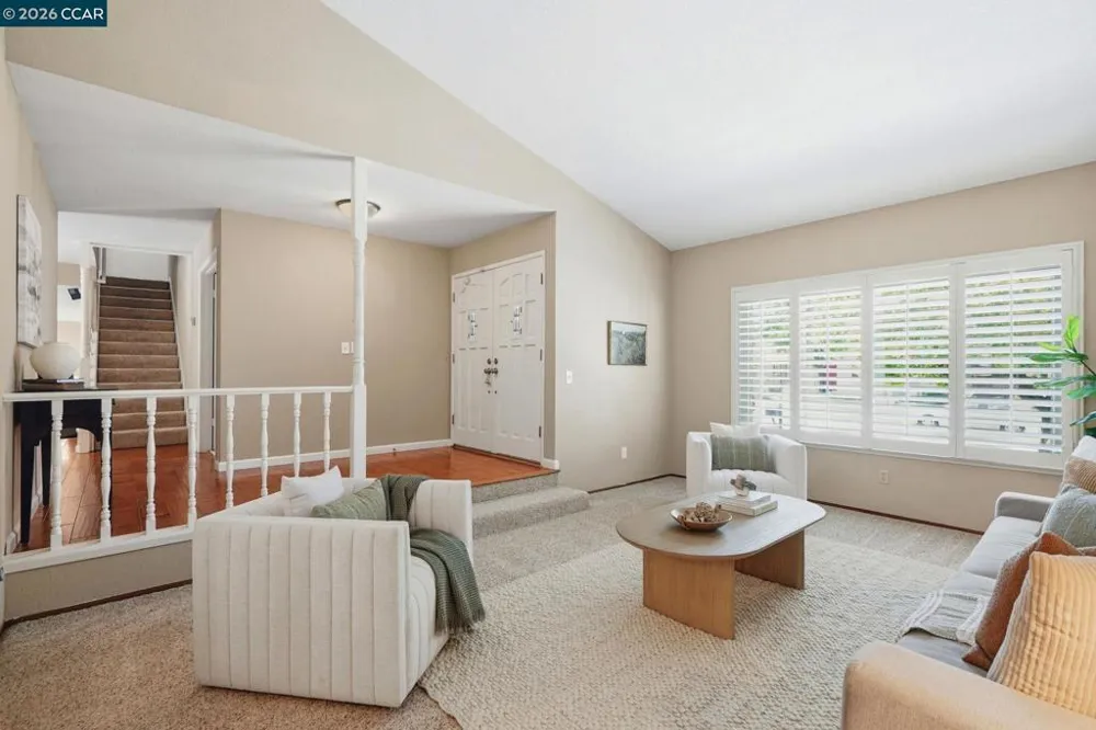 717 Bloching Cir Clayton, CA 94517
