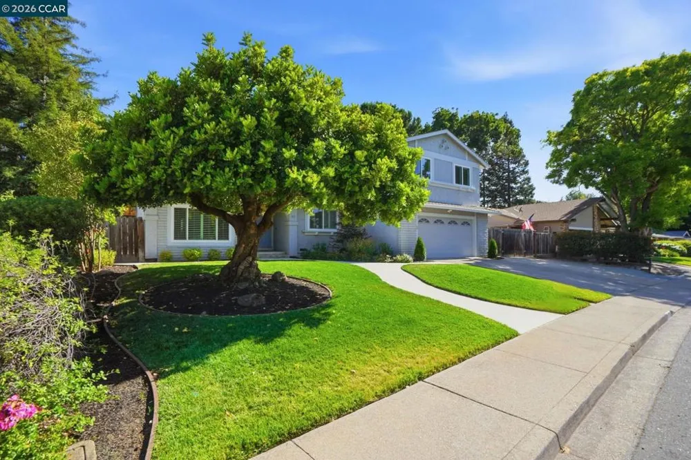 717 Bloching Cir Clayton, CA 94517