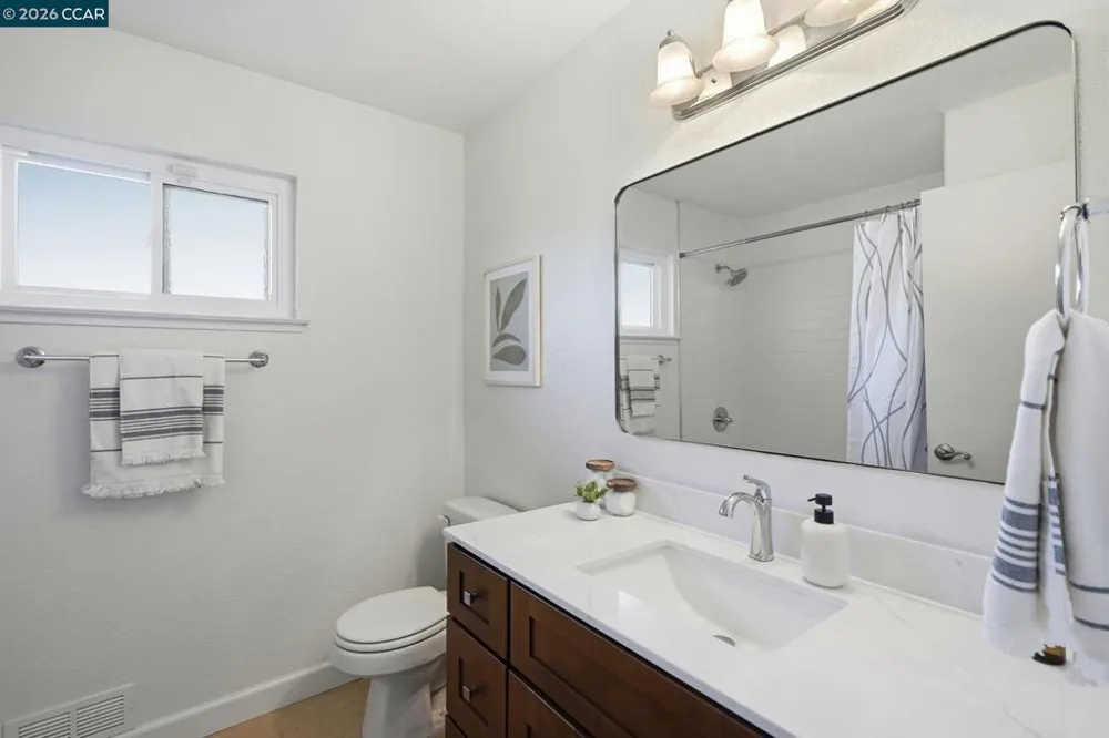 717 Bloching Cir Clayton, CA 94517