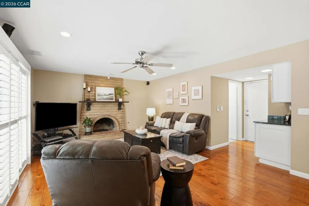 717 Bloching Cir Clayton, CA 94517