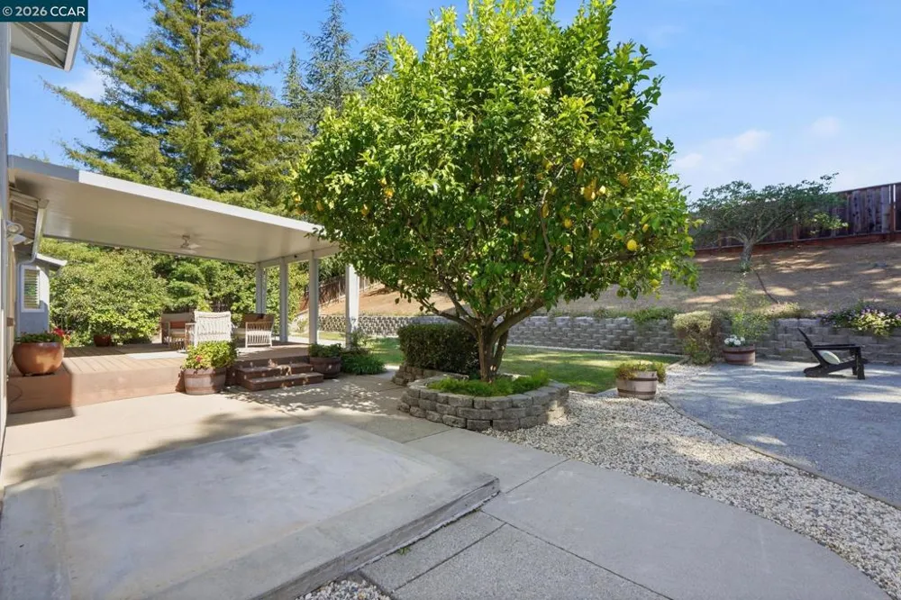 717 Bloching Cir Clayton, CA 94517