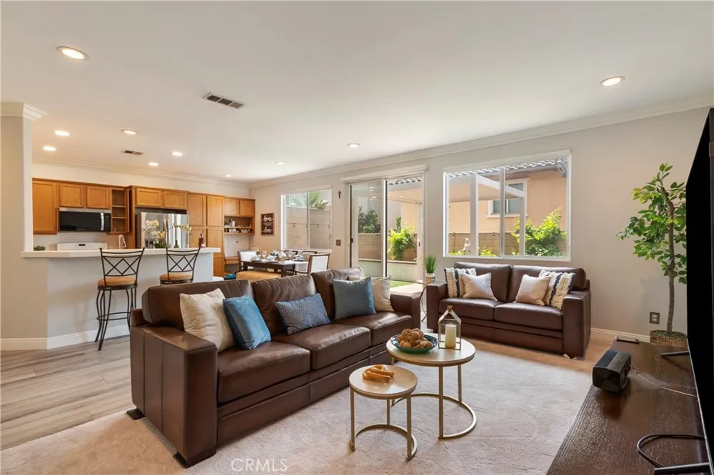 757 S Woodberry Lane La Puente, CA 91746