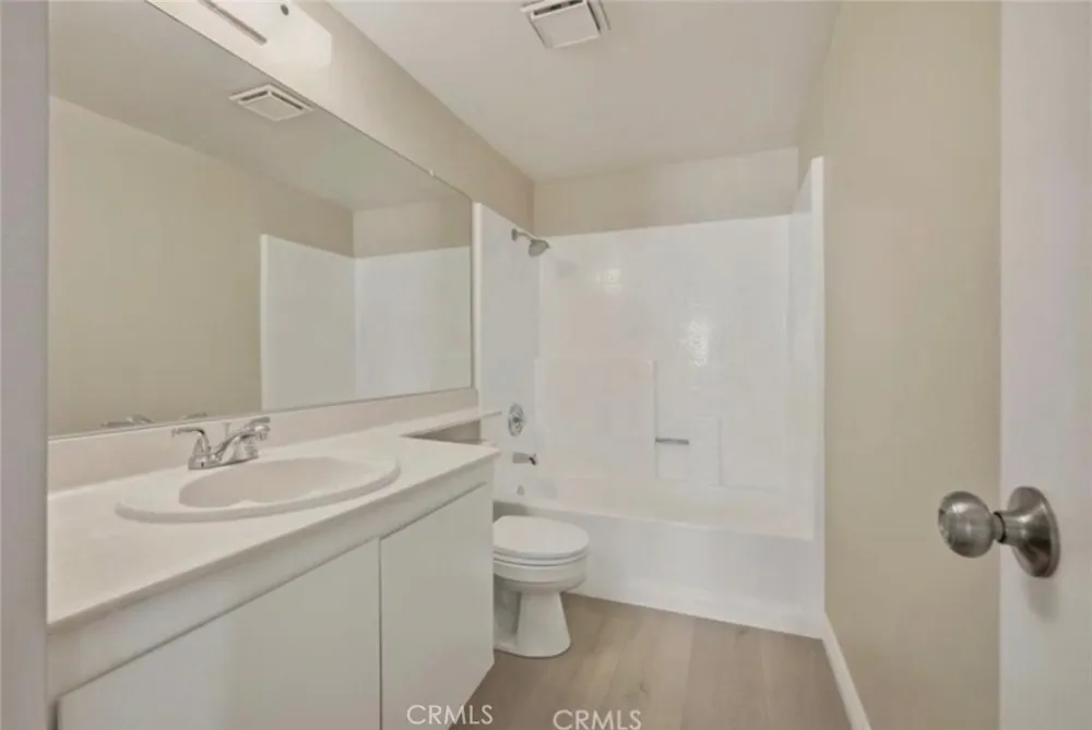 11956 Bayless Street Moreno Valley, CA 92557