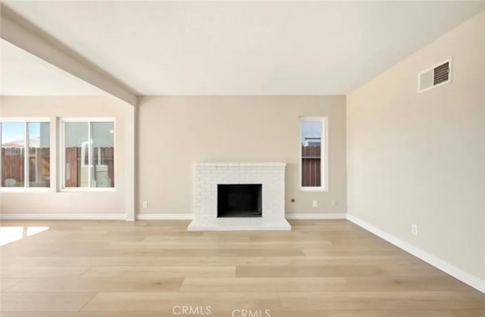 11956 Bayless Street Moreno Valley, CA 92557
