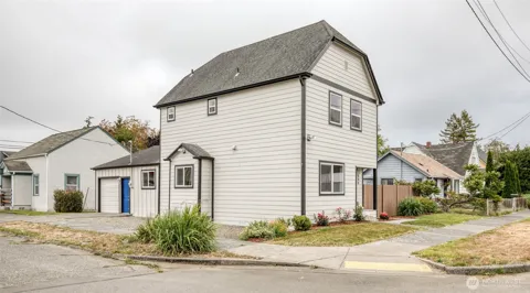 800 E Market Street