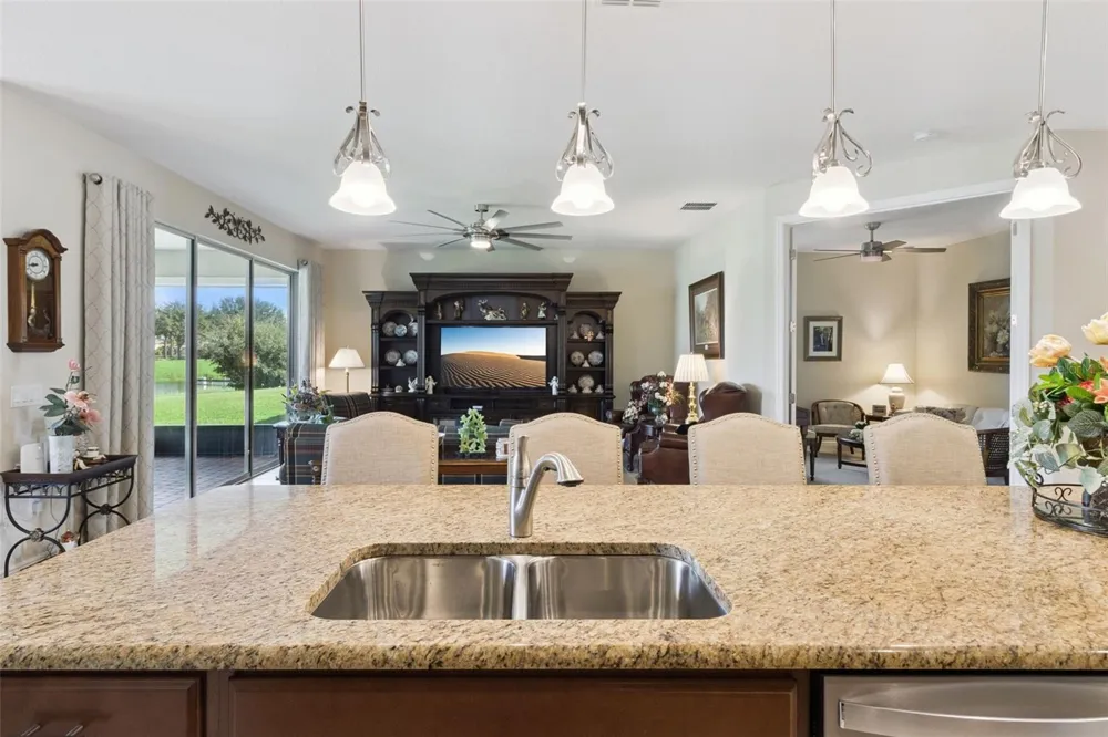 1631 KINGFISHER COURT Kissimmee, FL 34746