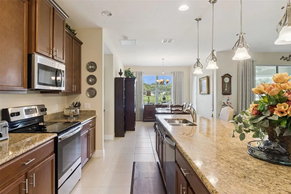 1631 KINGFISHER COURT Kissimmee, FL 34746