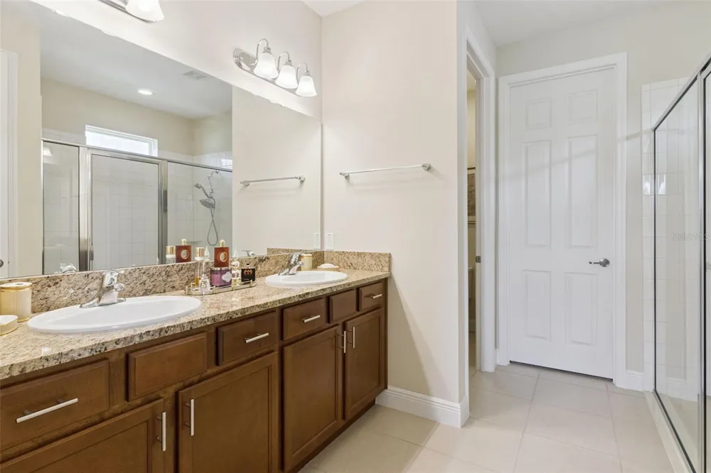 1631 KINGFISHER COURT Kissimmee, FL 34746