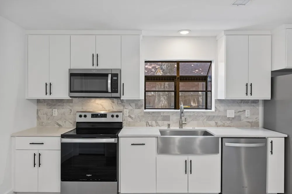 336 Columbine Street Meadowlakes, TX 78654