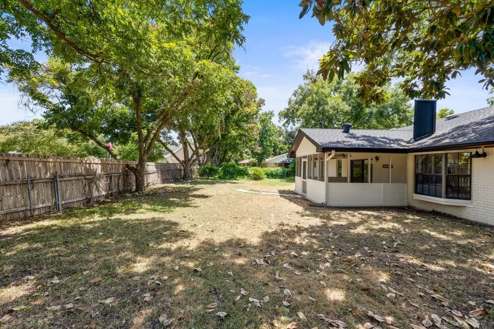 336 Columbine Street Meadowlakes, TX 78654