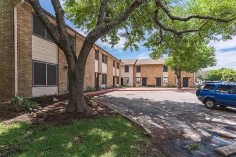 1207 Southport Drive #108