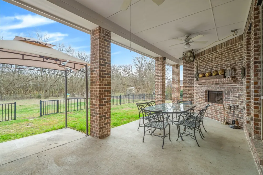 1088 Stephen Court Farmersville, TX 75442