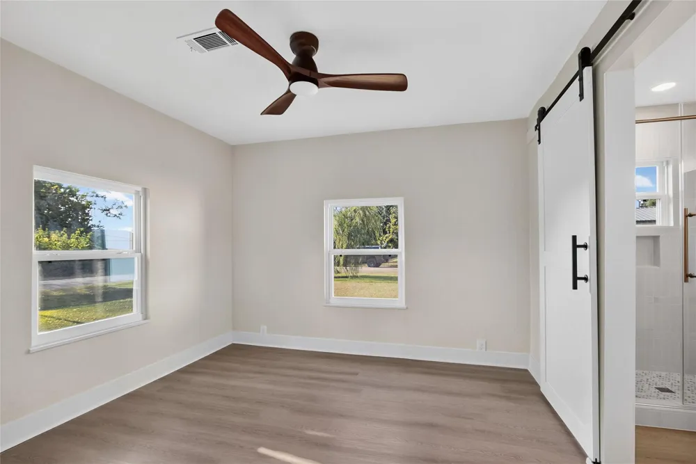 3577 9th Street Nederland, TX 77705
