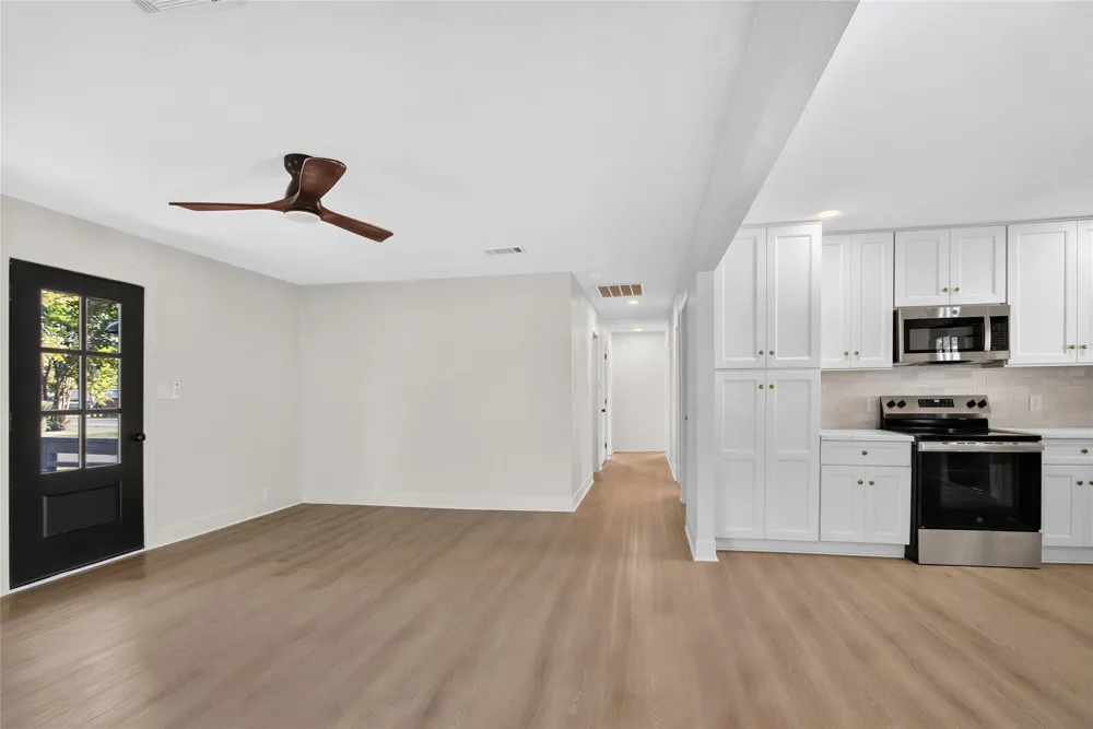 3577 9th Street Nederland, TX 77705