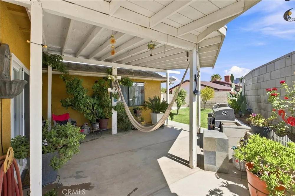 13607 Westwood Drive Victorville, CA 92395