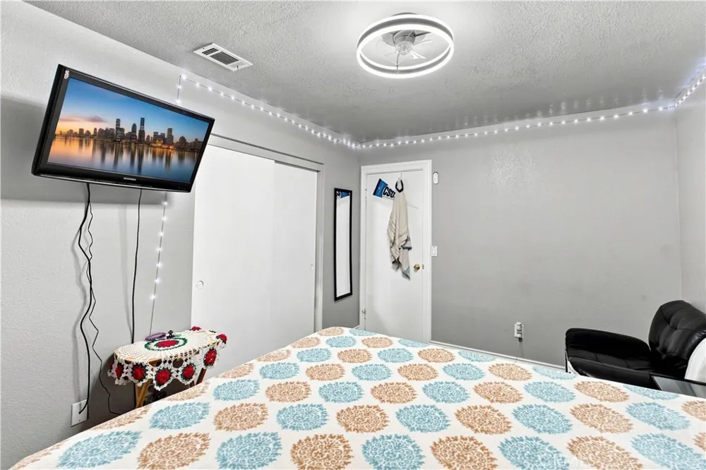 13607 Westwood Drive Victorville, CA 92395