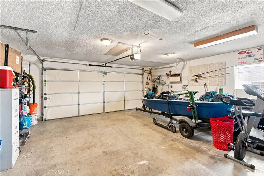 13607 Westwood Drive Victorville, CA 92395