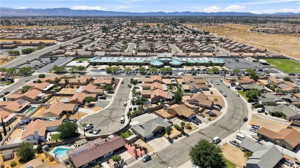 13607 Westwood Drive Victorville, CA 92395