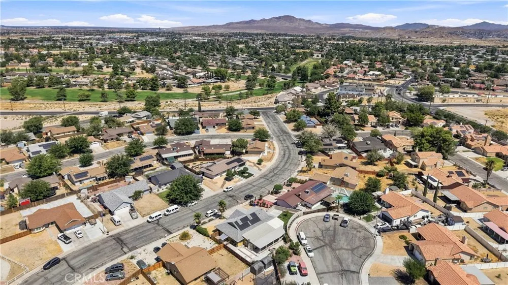 13607 Westwood Drive Victorville, CA 92395
