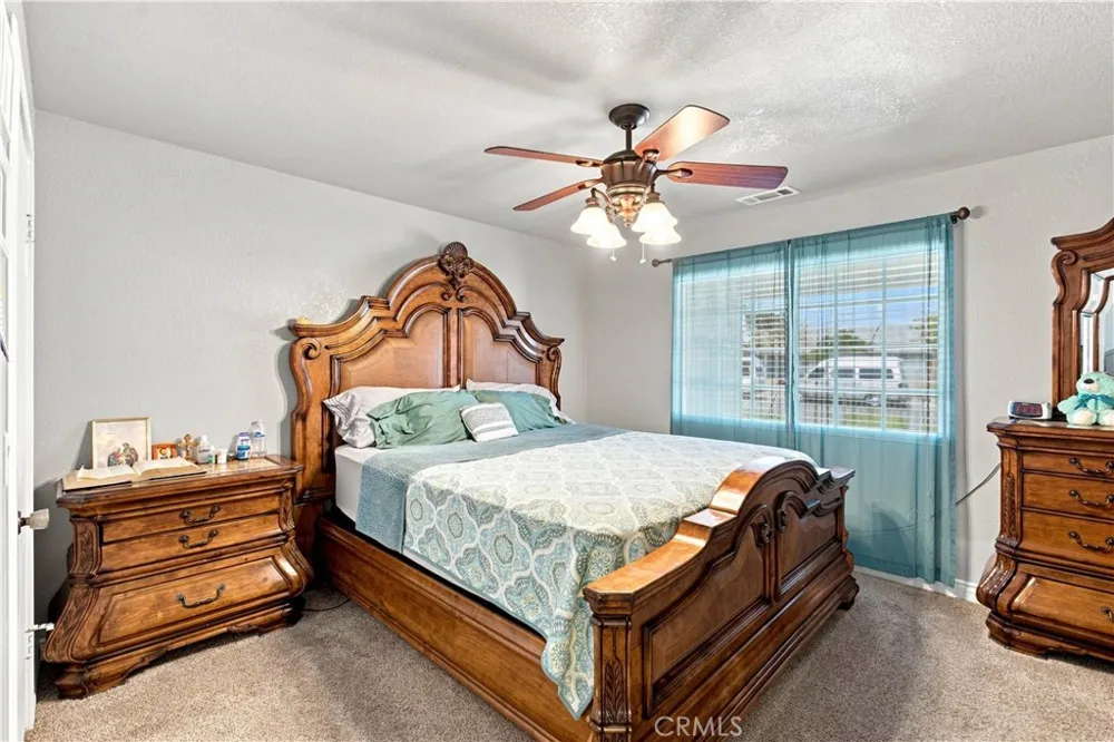 13607 Westwood Drive Victorville, CA 92395