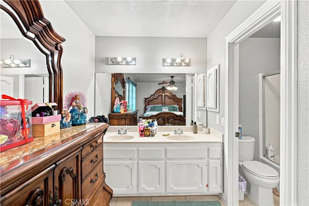13607 Westwood Drive Victorville, CA 92395