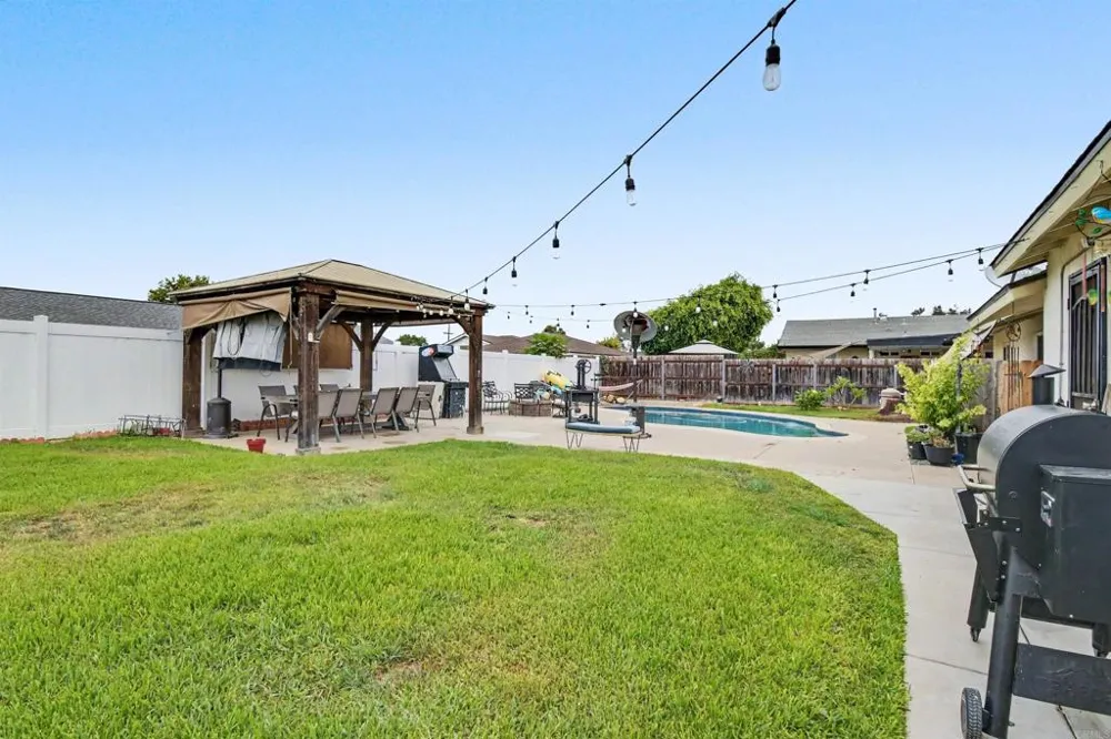 742 Date Avenue Chula Vista, CA 91910