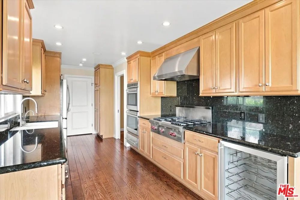 4029 Via Valmonte Palos Verdes Estates, CA 90274