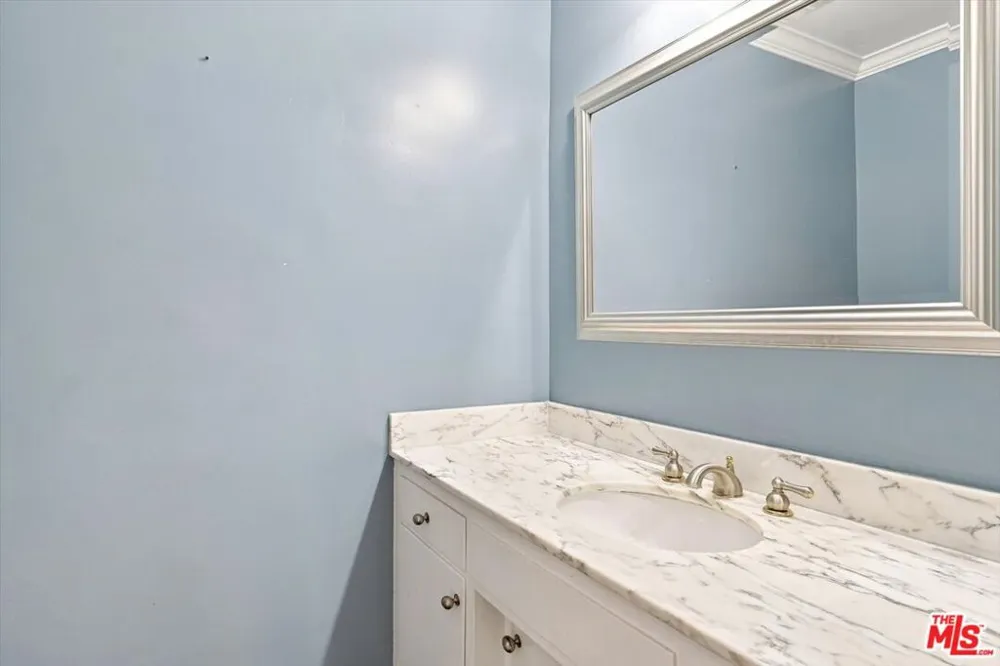 4029 Via Valmonte Palos Verdes Estates, CA 90274