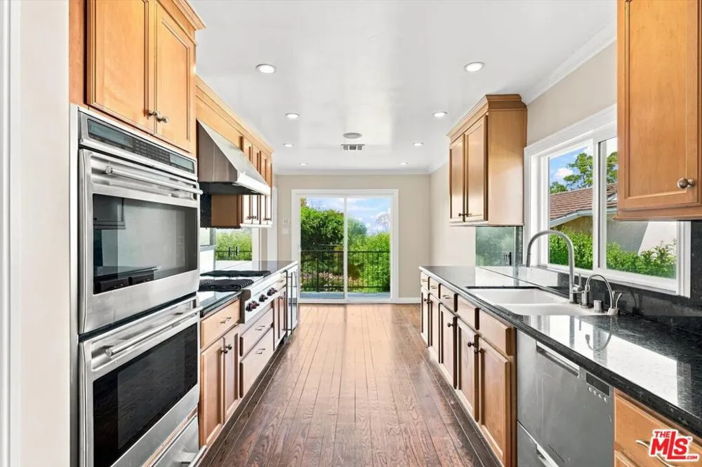 4029 Via Valmonte Palos Verdes Estates, CA 90274