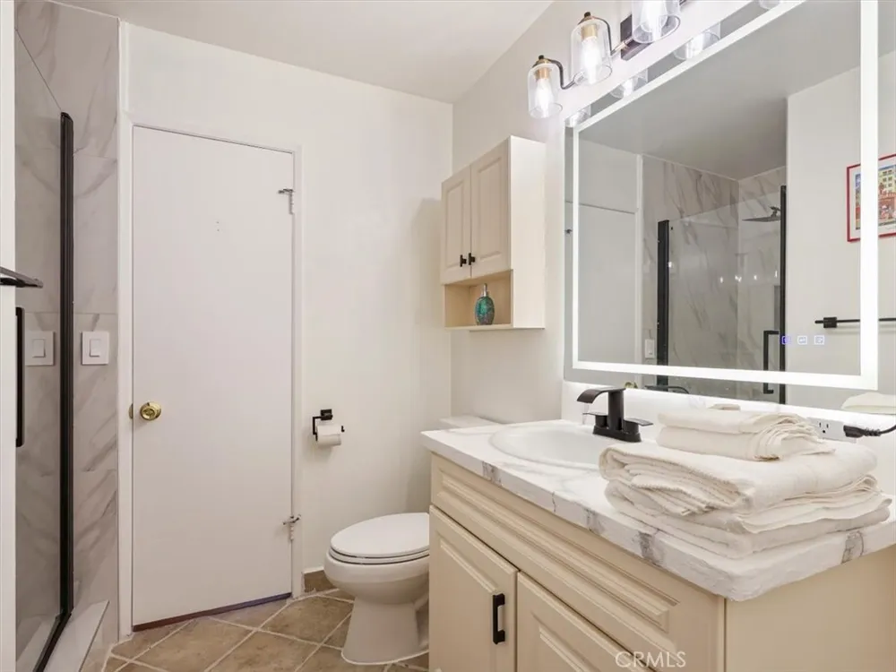 7300 Ponce Avenue West Hills, CA 91307