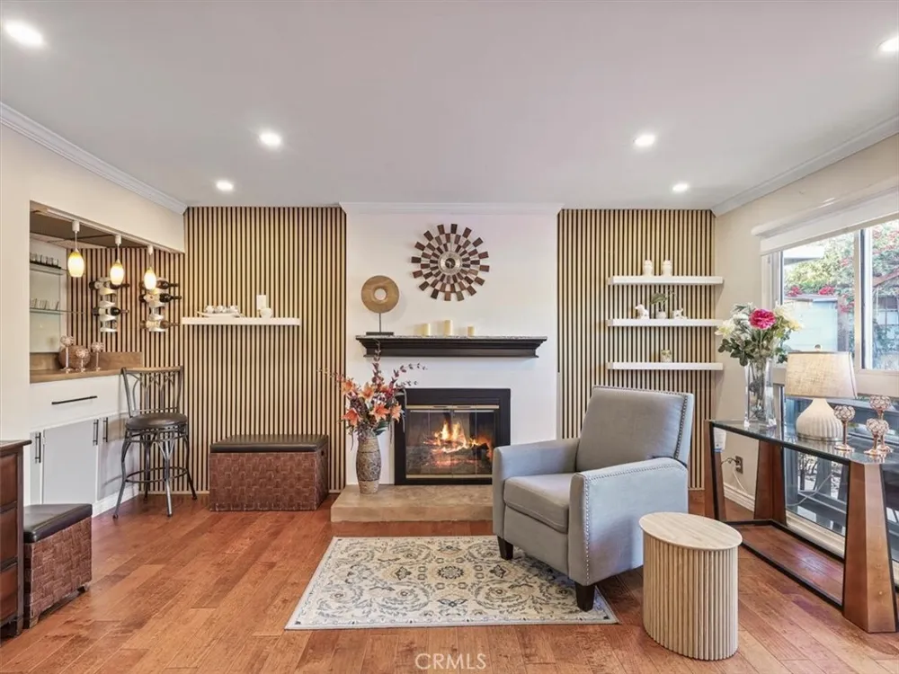 7300 Ponce Avenue West Hills, CA 91307