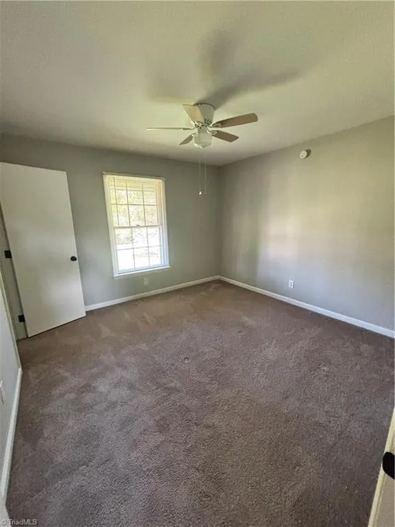 1024 KELWYN LANE Lewisville, NC 27023