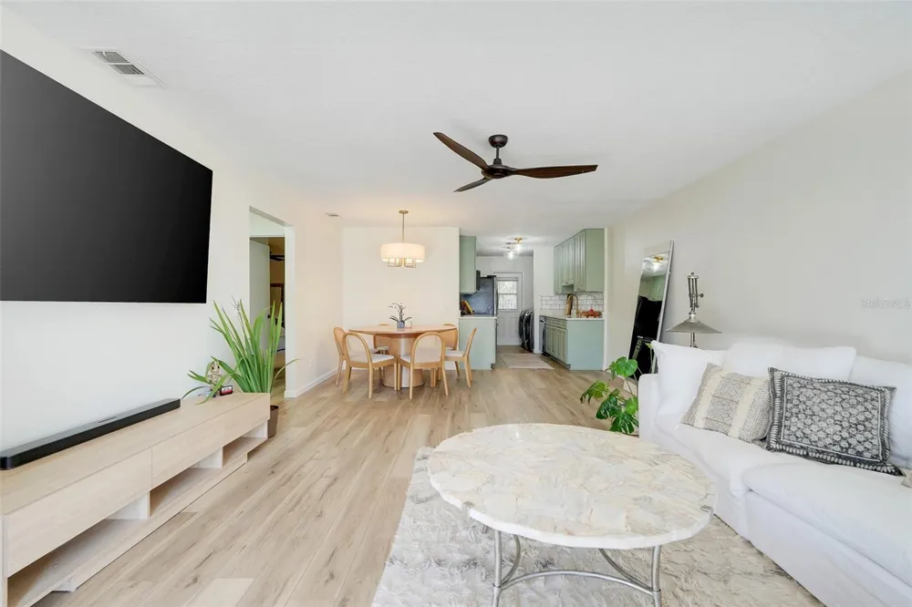 30024 TAVARES RIDGE BOULEVARD #62 Tavares, FL 32778