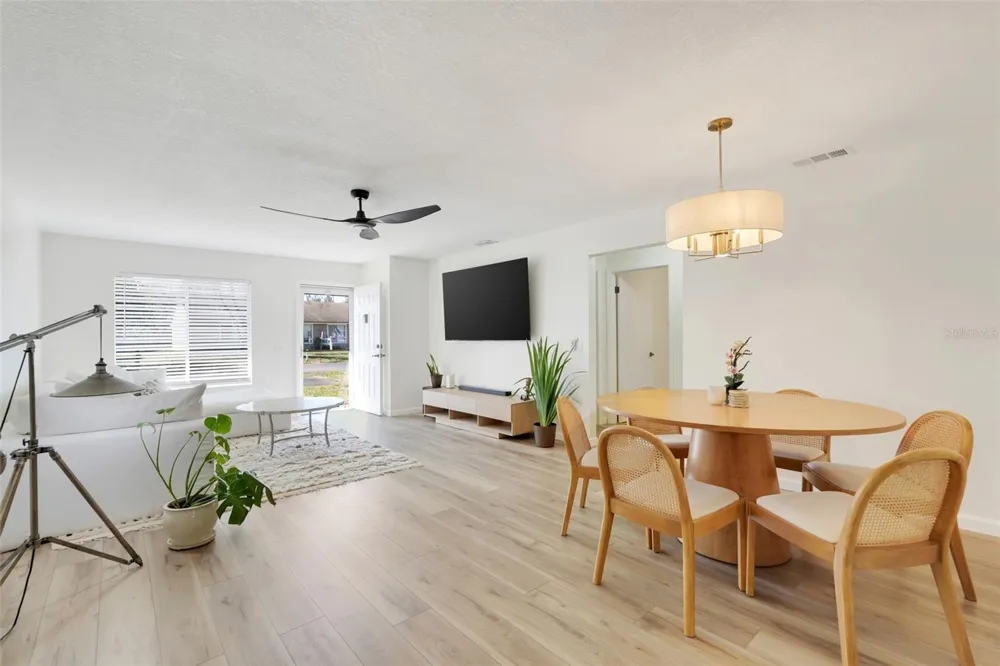 30024 TAVARES RIDGE BOULEVARD #62 Tavares, FL 32778