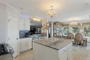 403 Sinclair Drive Spicewood, TX 78669