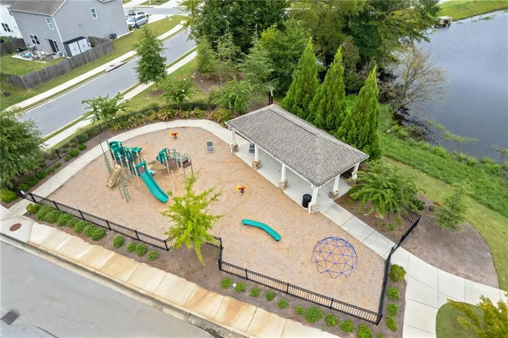 5911 Screech Owl Drive Flowery Branch, GA 30542
