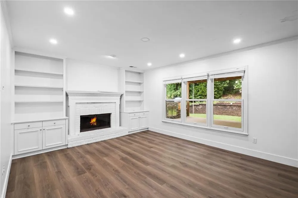 3304 Standing Peachtree Trail NW Kennesaw, GA 30152
