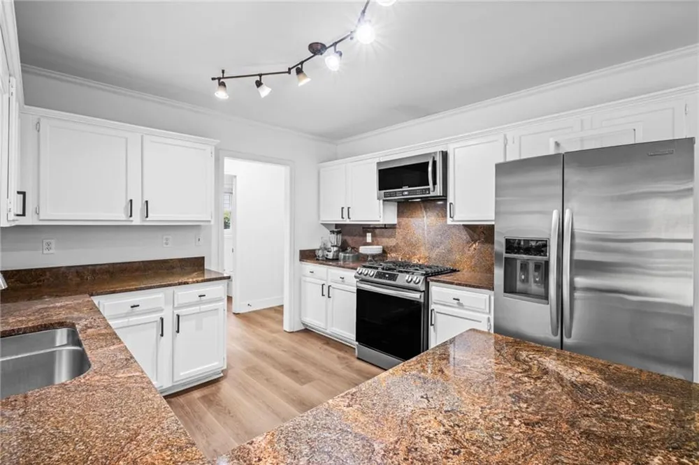 3304 Standing Peachtree Trail NW Kennesaw, GA 30152