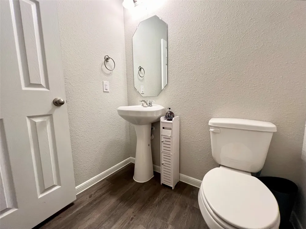10036 Gold Finch Run Magnolia, TX 77354
