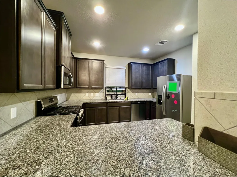 10036 Gold Finch Run Magnolia, TX 77354