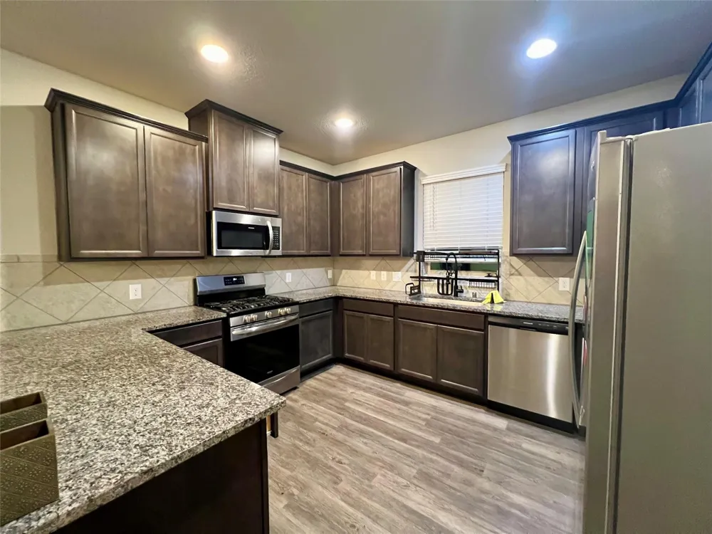 10036 Gold Finch Run Magnolia, TX 77354