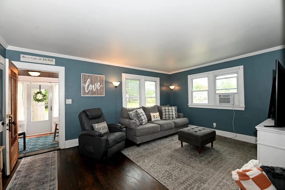 2362 Denmark Street Muskegon, MI 49441