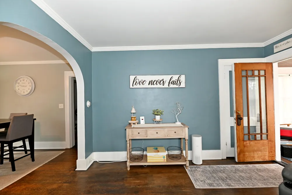 2362 Denmark Street Muskegon, MI 49441