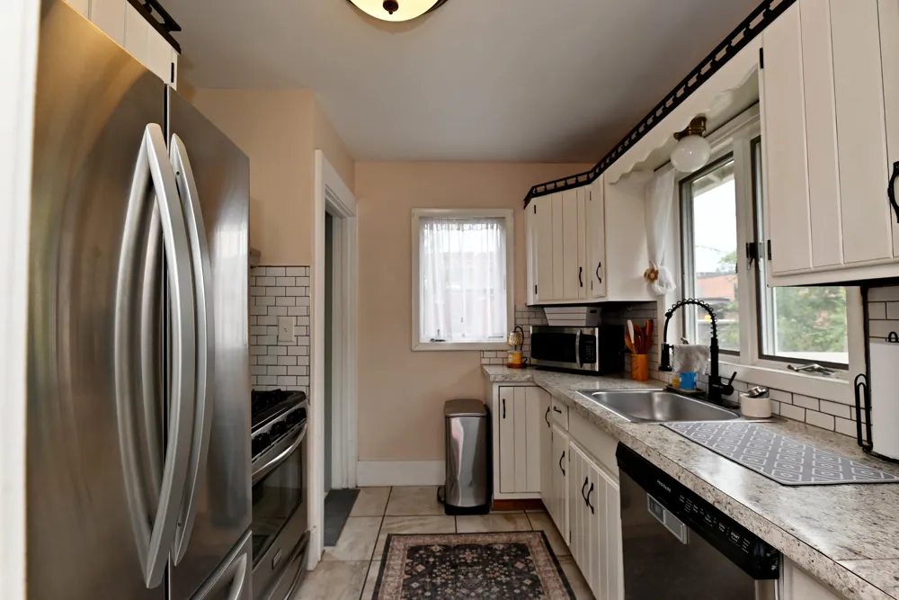 2362 Denmark Street Muskegon, MI 49441