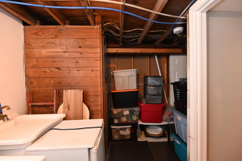 2362 Denmark Street Muskegon, MI 49441
