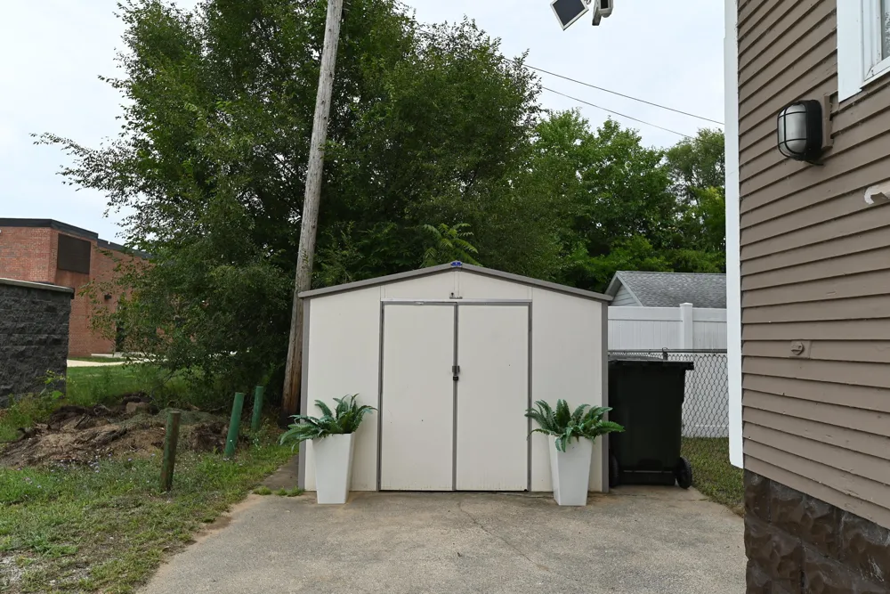 2362 Denmark Street Muskegon, MI 49441