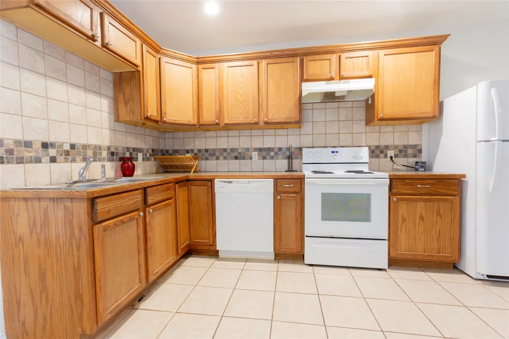 246 Country Club Boulevard Canadian, OK 74425