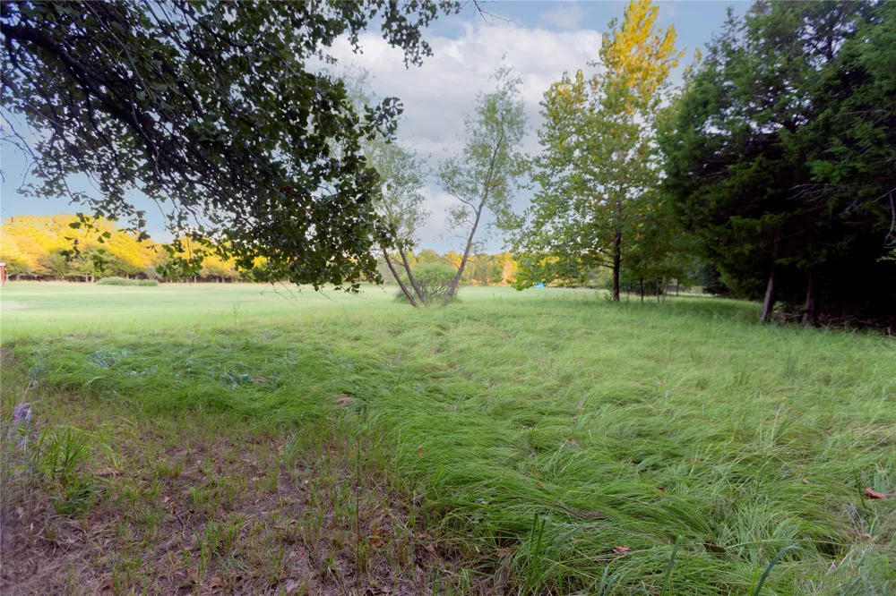246 Country Club Boulevard Canadian, OK 74425