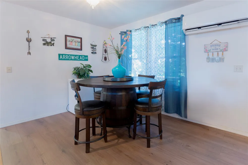 246 Country Club Boulevard Canadian, OK 74425