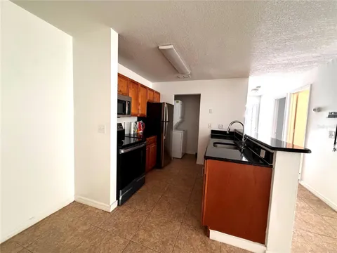 6016 WESTGATE DRIVE #102